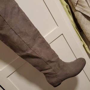 Knee high boots (8)